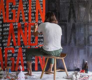 手机被攻击连续收短信